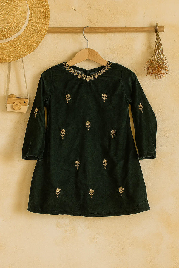 Girls Festive Velvet Kurti